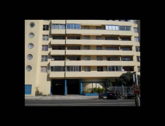 2 BEDROOM APARTMENT TO LET IN SOUTH BEACH